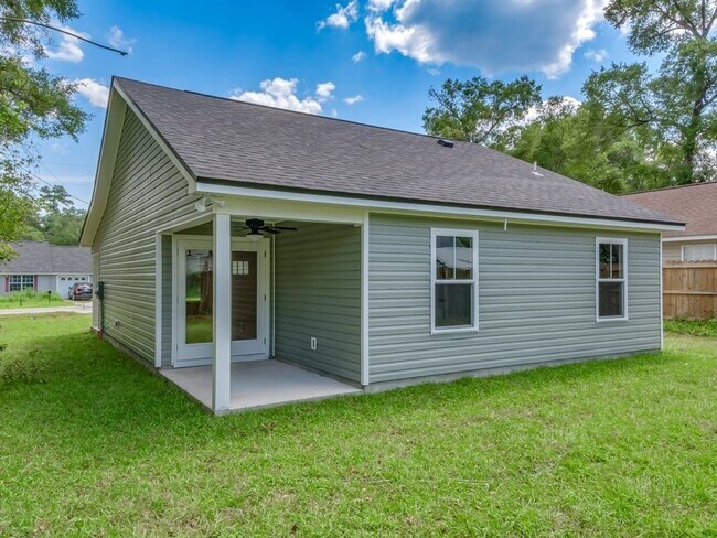 Building Photo - Your Family’s New Happy Place Available Today