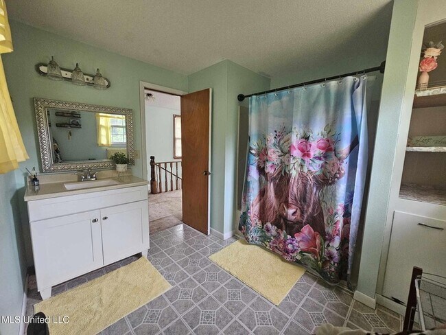 Foto del edificio - 859 Mill St