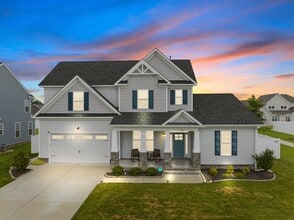 Building Photo - 1820 Carrera Ridge