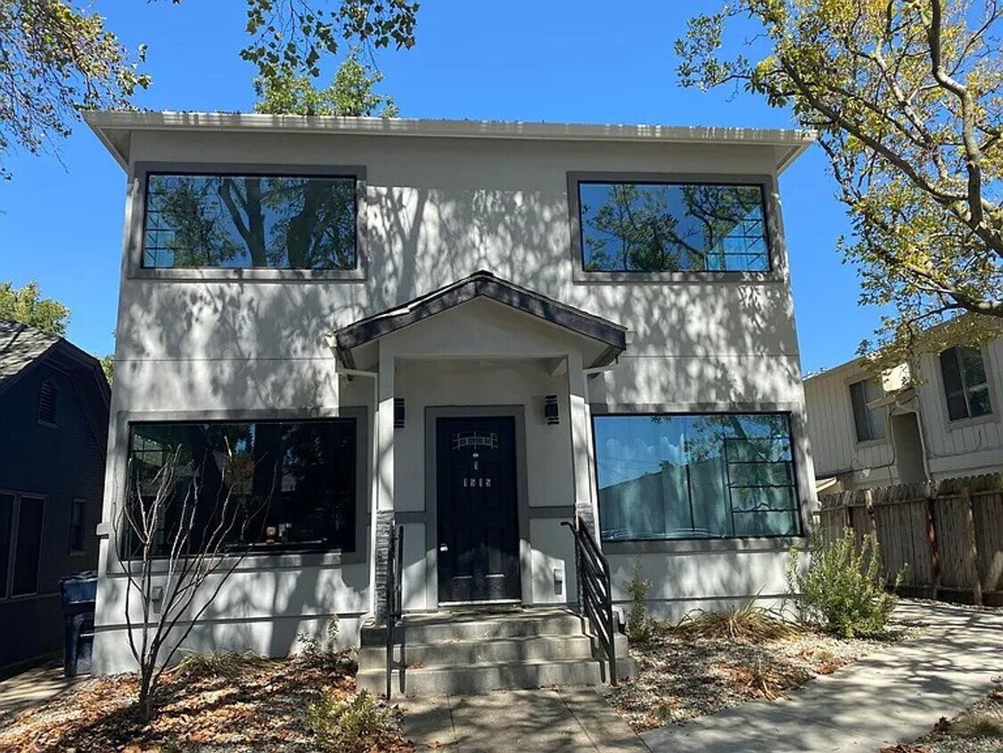 Foto principal - 1515 T St