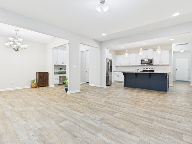 Foto del edificio - 5939 River Mdw Ct