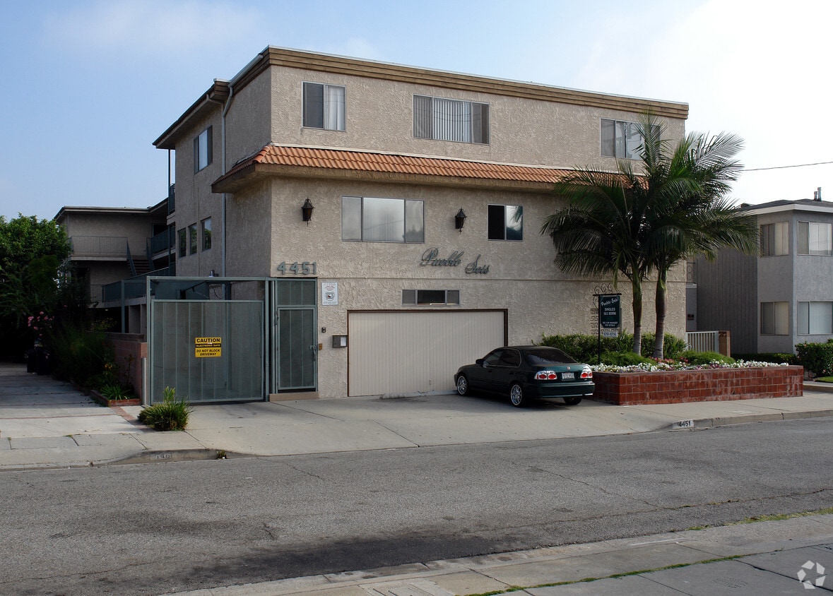 4451 W 130th St, Hawthorne, CA 90250 Apartments in Hawthorne, CA