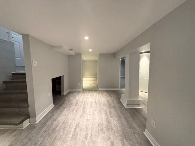 Building Photo - 57 Burris St