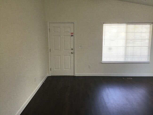Foto del edificio - 18258 Oakbrook Lane