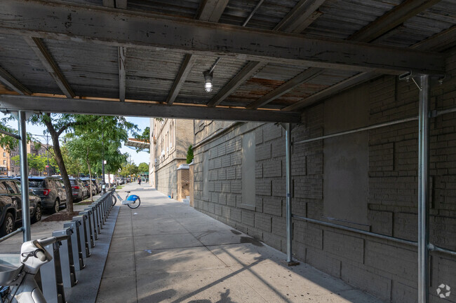 Building Photo - 1100 Grand Concourse