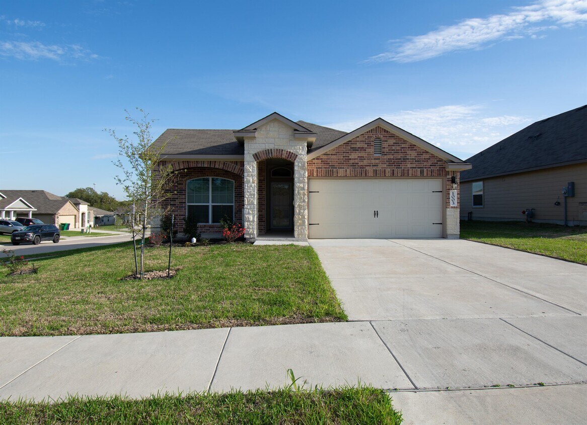 1003 Briscoe St, Brenham, TX 77833 House Rental in Brenham, TX