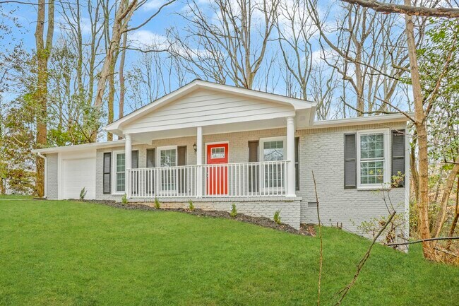 Building Photo - 3966 Admiral Dr