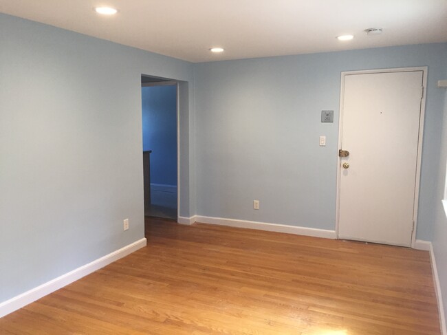 Living room with dining room combo - 51 Newman Rd