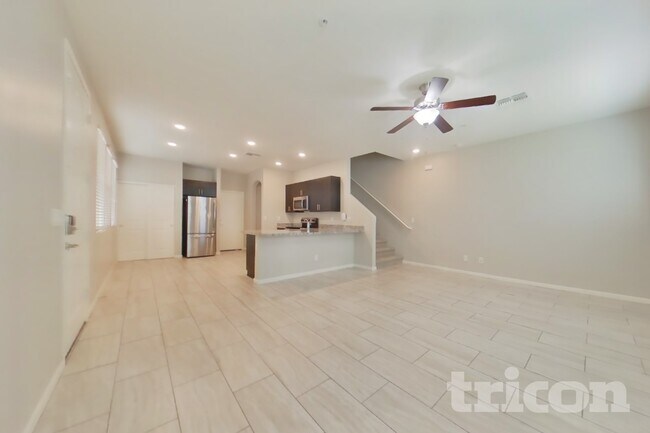 Foto del edificio - 12565 W Lindbergh Dr