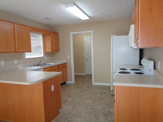 Foto del edificio - 4309 Chesney Glen Dr