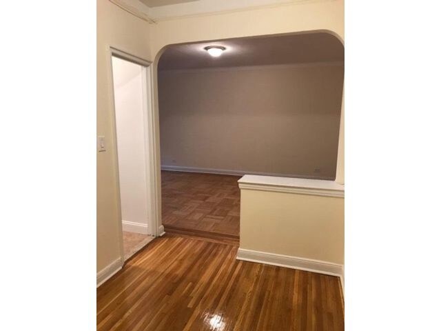 Foto del edificio - 72-72-7112 112th St