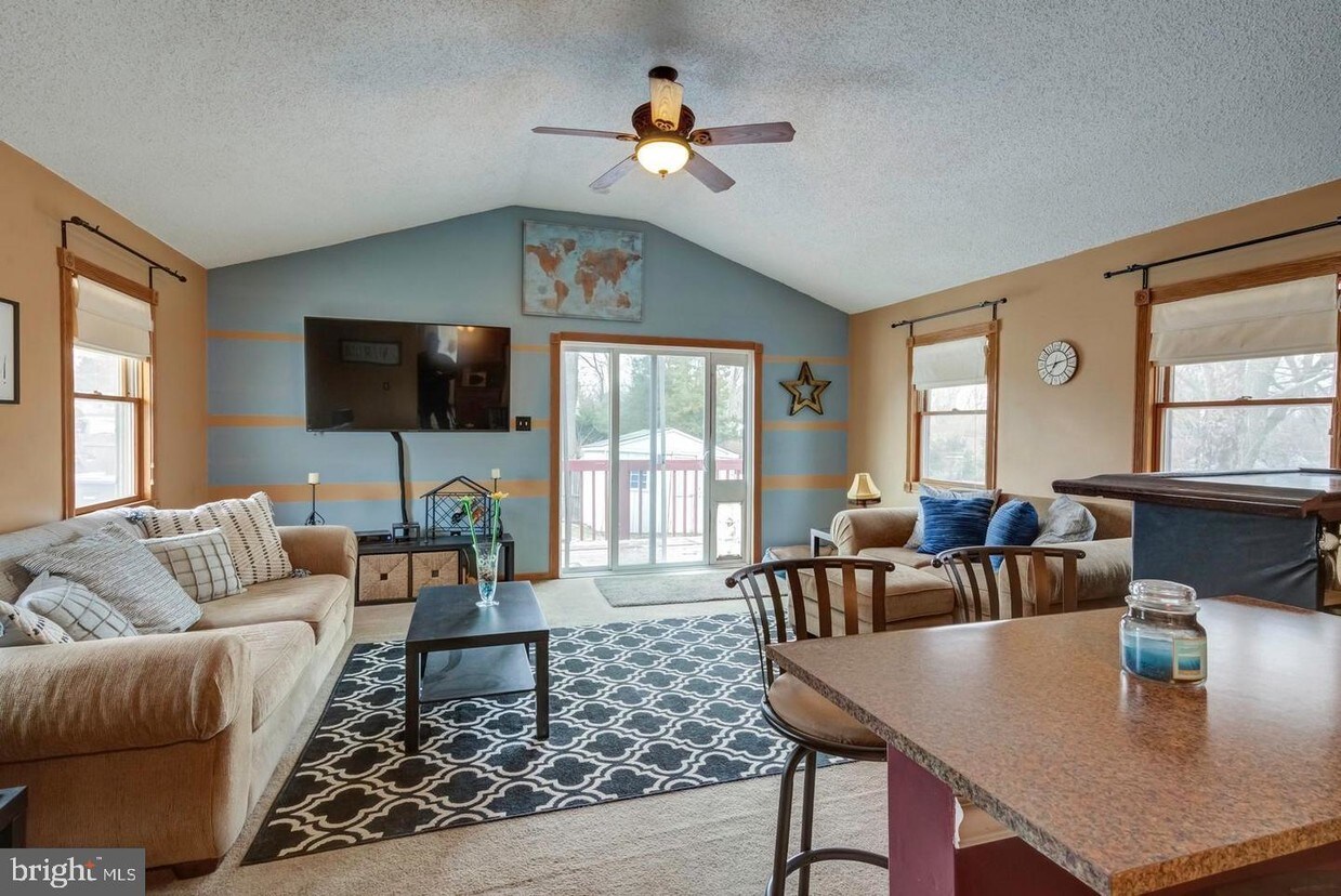 810 Cottage Ave, Lindenwold, NJ 08021 House Rental in Lindenwold, NJ