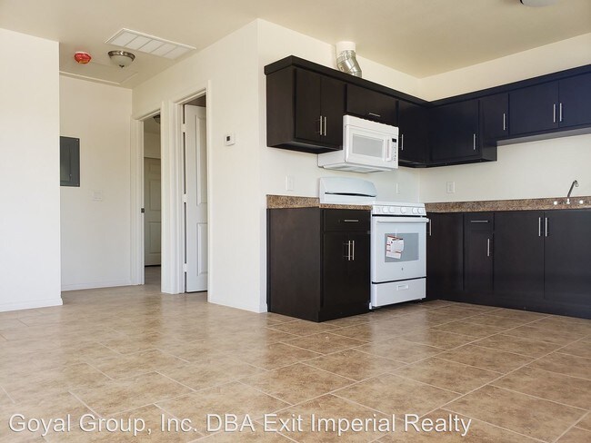 Building Photo - 942 E St