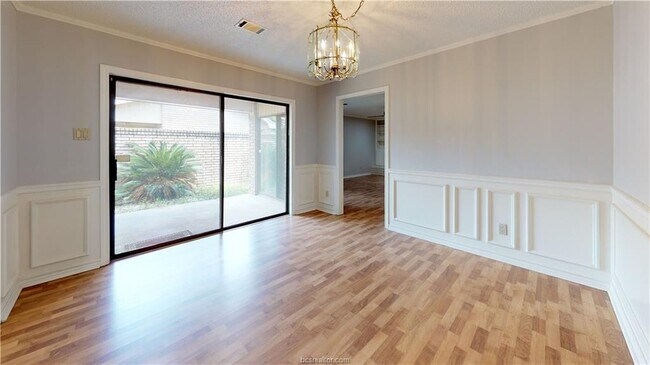Foto del edificio - 1816 Brothers Blvd