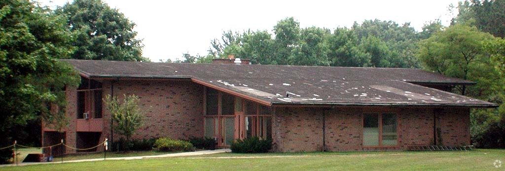 Alternate Building View - 743-765 Pleasant Ave
