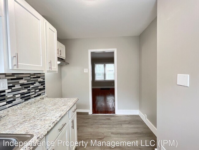 Building Photo - 4 br, 2 bath House - 361 Cherry Dr