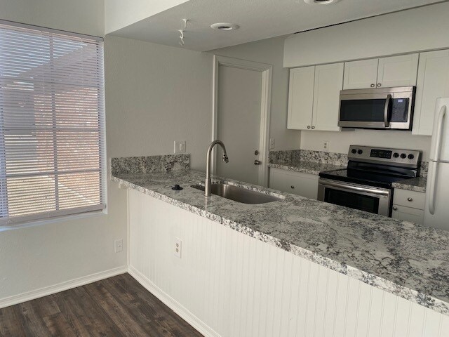 Building Photo - Updated Chandler Home for Lease-3 Beds, 2 ...