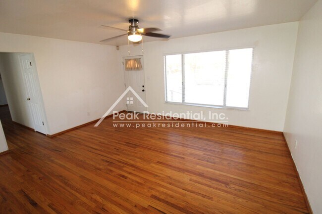 Foto del edificio - Charming Citrus Heights 3bd/2ba Home with ...