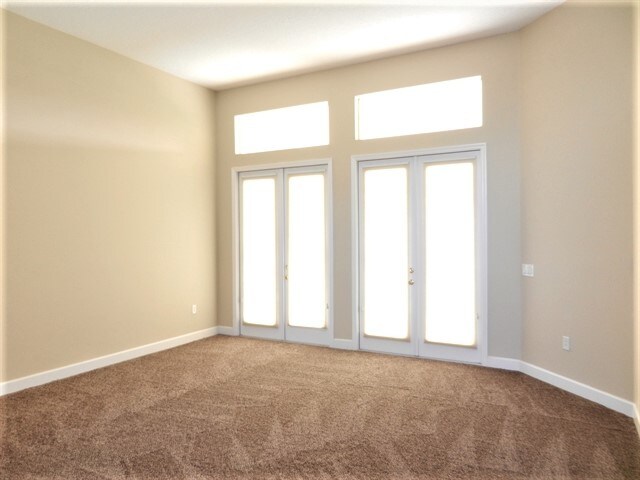 Foto del edificio - 1034 Spinning Wheel Drive