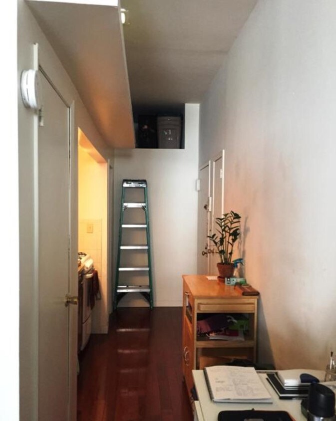 Primary Photo - 312 W 22nd St