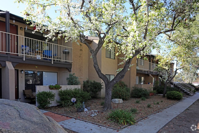 Building Photo - Valley View Terrace