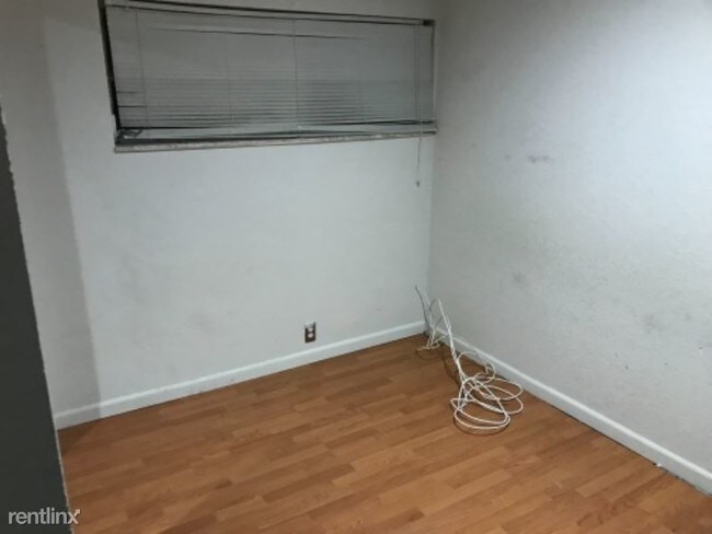 Foto del edificio - 4400 NE 18th Ave