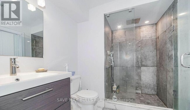 Building Photo - 1383 Langley Cir