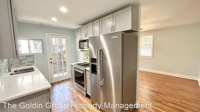 Foto del edificio - 1 br, 1 bath House - 238 Sterling Street