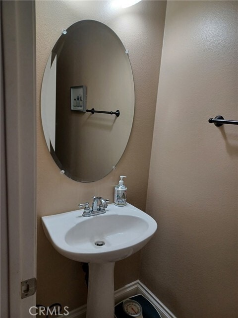 Building Photo - 33577 Cedar Creek Ln
