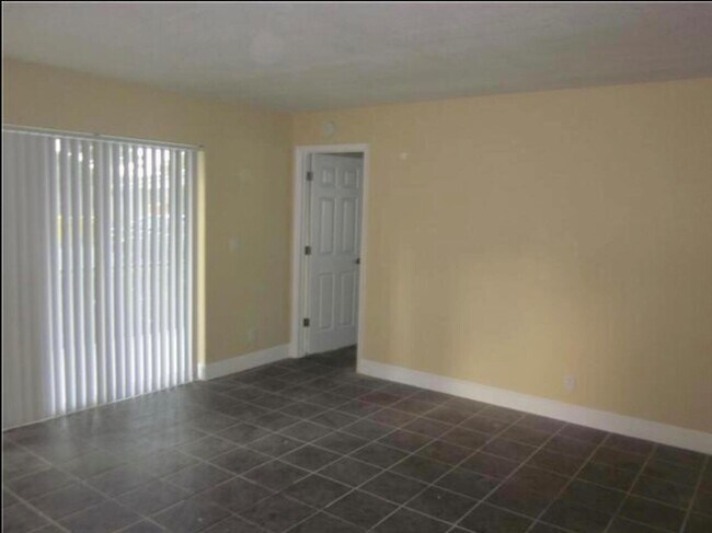 Foto del edificio - 4215 S 57th Ave