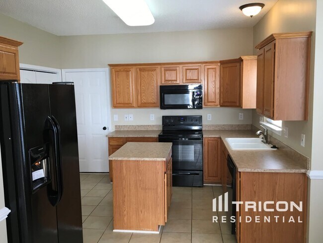 Foto del edificio - 15225 Tracy Beth Rd