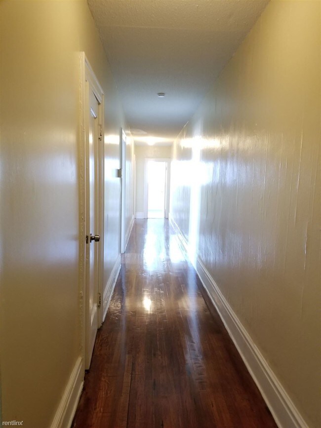 Building Photo - 2 br, 1 bath  - 279 Winthrop Ave 6B