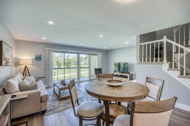 Foto del edificio - 9239 SE Riverfront Terrace