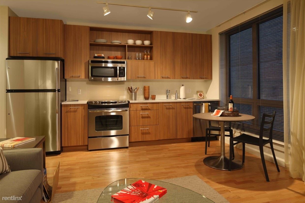 1 br, 1 bath - 25 Edinboro St One Bath - 1 br, 1 bath  - 25 Edinboro St  One Bath