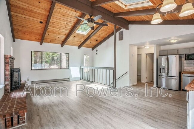 Foto del edificio - 6290 Topaz Dr