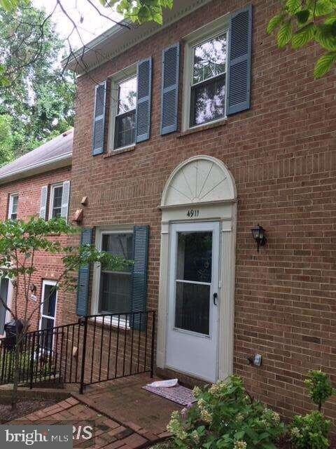 Foto principal - 4911 7th Rd S