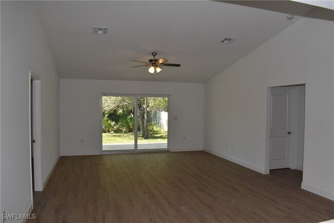 Building Photo - 5289 Caputo Ave