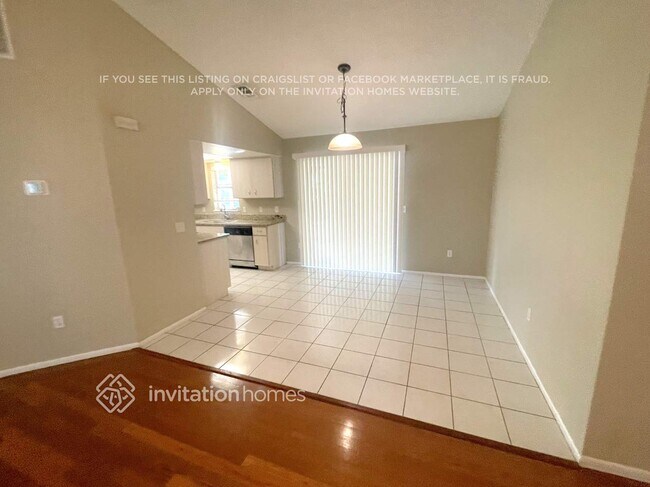 Foto del edificio - 756 Leeward Rd
