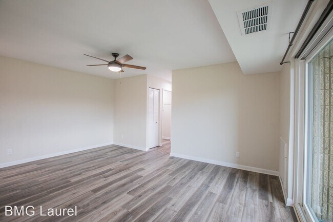 Foto del edificio - 2 br, 1 bath House - 6087 Majors Ln (Unit 6)