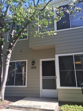 Building Photo - 1753 Parkview Green Cir