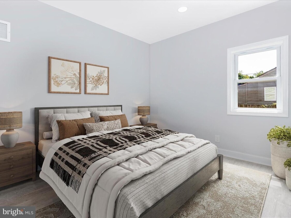 Photo - 903 MINNA AVENUE