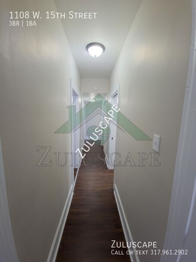 Foto del edificio - 1108 W 15th St