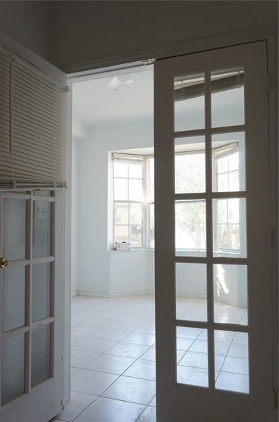 Building Photo - 721 SW 148th Ave