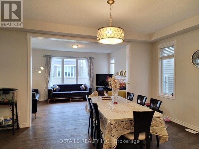 Building Photo - 180 Cranesbill Rd