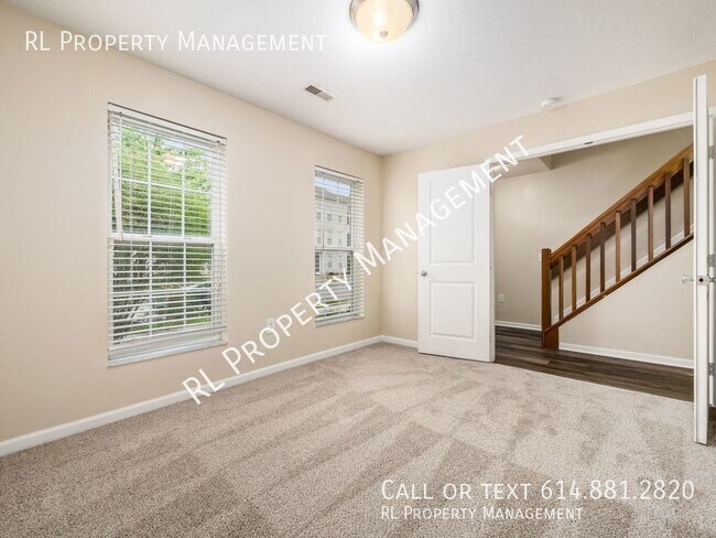 Building Photo - Beautiful 2 Bedroom 2.5 Bath Condominium i...