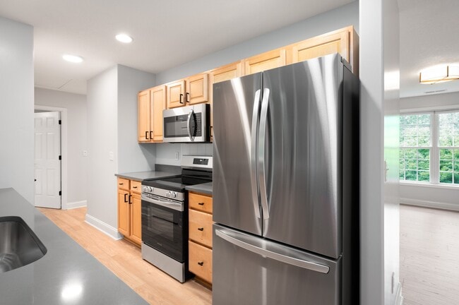 Quartz - Stainless Kitchen with New Appliances - 17 Campground Rd