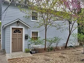 Building Photo - 319 East Blvd