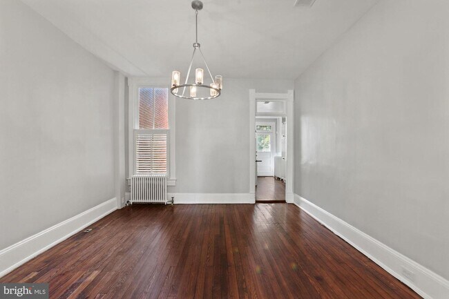 Building Photo - 213 A St NE