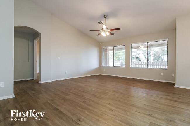 Foto del edificio - 5134 N 75th Ln