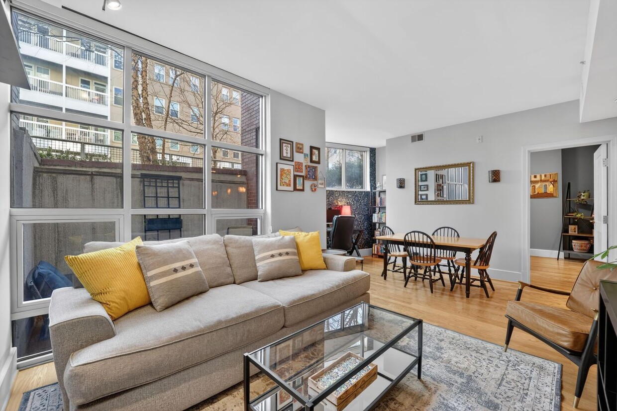 Spacious & Modern 1br Steps on U St Corridor! - Spacious & Modern 1br Steps on U St Corridor!